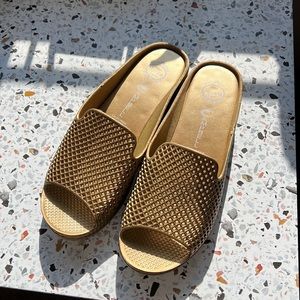 NWOT Jeffery Campbell Havana Last Sandal